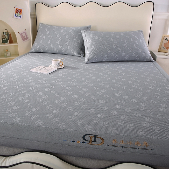 91家纺网 家纺一手货源 找家纺 法莱妮 2025夏季新款A类真凉感丝提花加厚三明治冰豆豆凉席-叶韵系列  叶韵-深灰