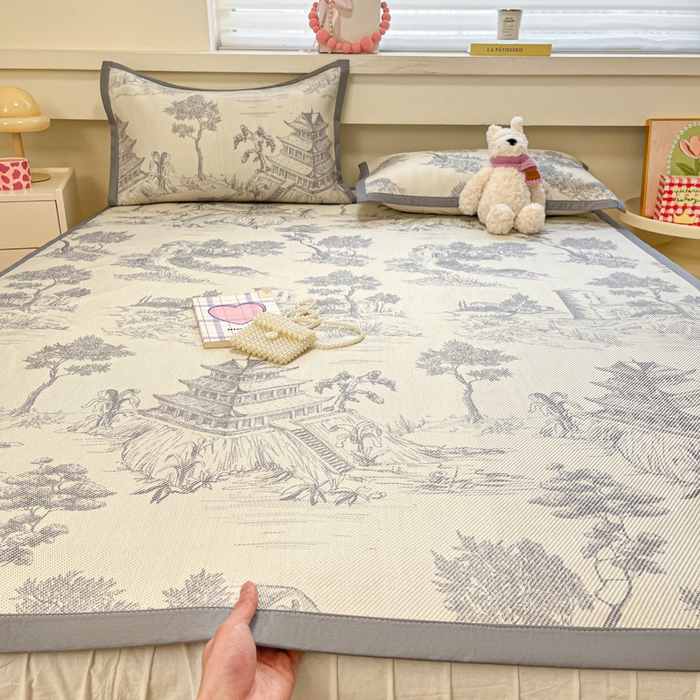 91家纺网 家纺一手货源 找家纺 慕澄家纺 2025新款小清新印花真冰藤系列凉席床席款 床席-远山