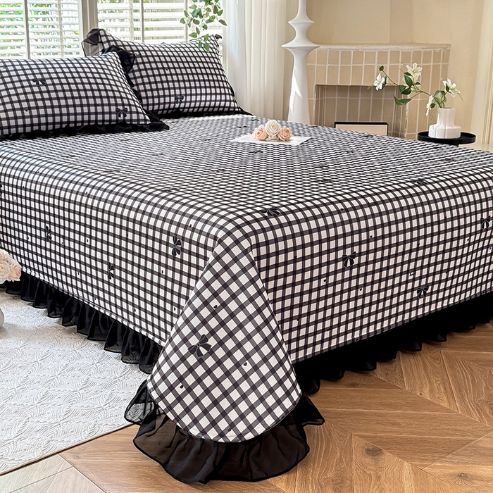 91家纺网 家纺一手货源 找家纺 大麦家纺 2025新款碳光冰丝软凉席夏被四件套 清格