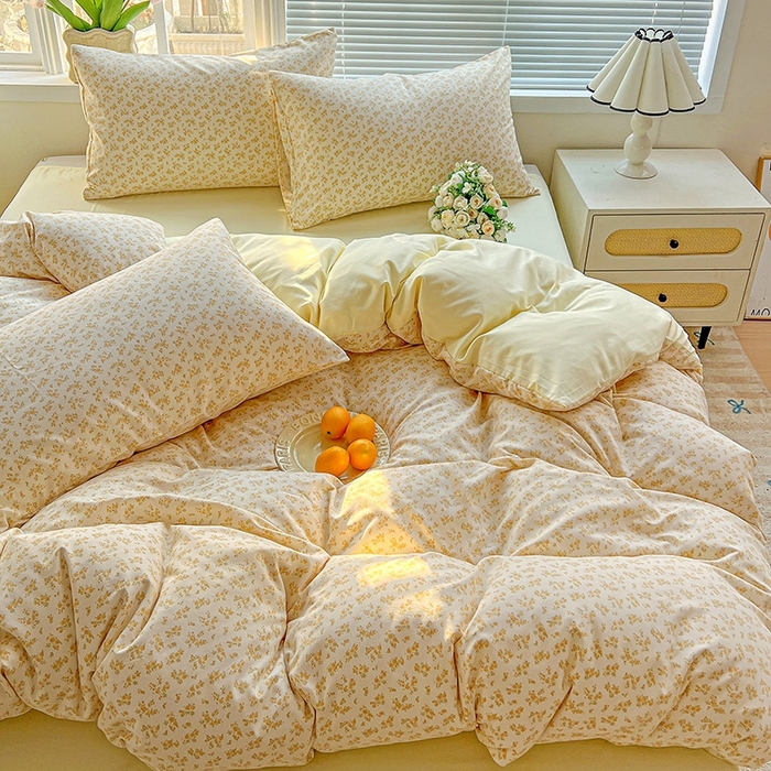 91家纺网 家纺一手货源 找家纺 2025新款水洗云朵糯糯棉简约风ins风小碎花被套床单款床笠款三四件套 浅香