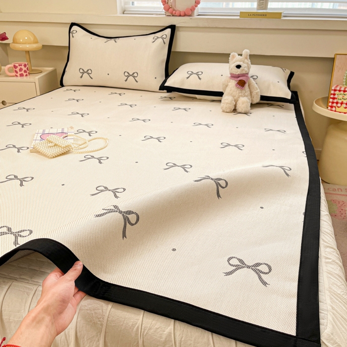 91家纺网 家纺一手货源 找家纺 慕澄家纺 2025新款小清新印花真冰藤系列凉席床席款 床席-波点蝴蝶结