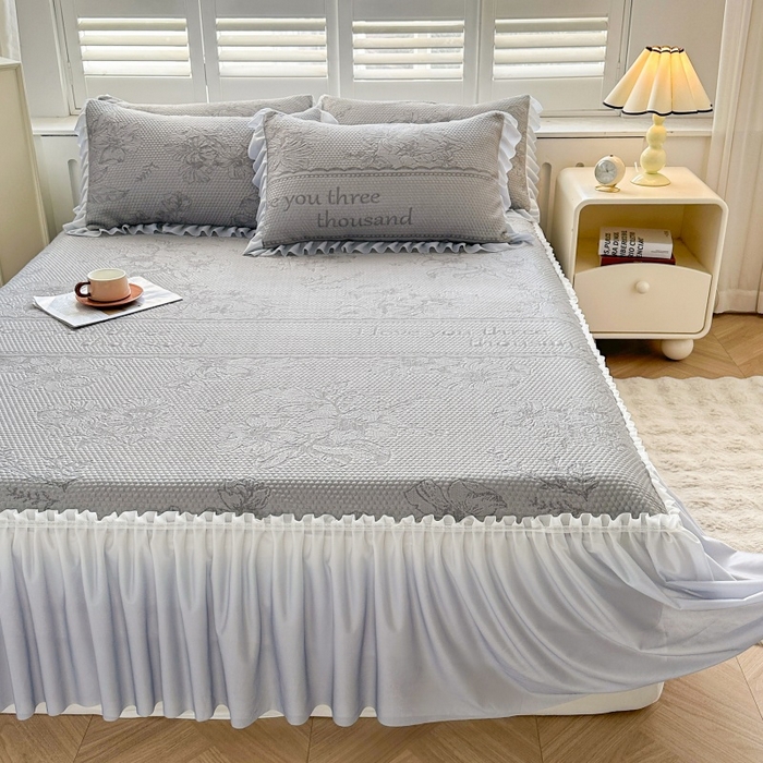 91家纺网 家纺一手货源 找家纺 2025新款冰豆豆凉感床裙凉席席子-花之恋系列冰豆豆床裙凉席-花之恋系列 花之恋 灰色