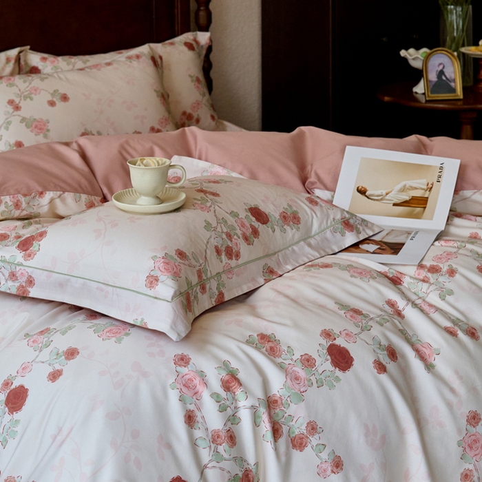 91家纺网 家纺一手货源 找家纺 由丽家纺 2025新款柔棉数码印花四件套系列 春堂 粉