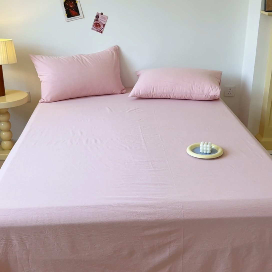 91家纺网 家纺一手货源 找家纺 2025新款全棉色织水洗棉床单床笠 嫩粉 床单款