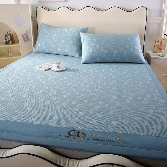 91家纺网 家纺一手货源 找家纺 法莱妮 2025夏季新款A类真凉感丝提花加厚三明治冰豆豆凉席-叶韵系列  叶韵-蓝