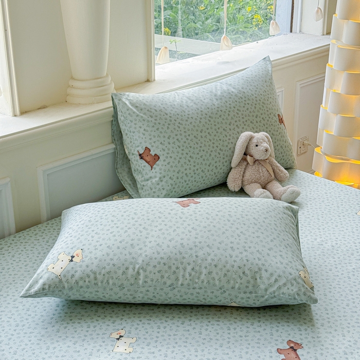 91家纺网 家纺一手货源 找家纺 2025新款全棉床单床笠 点点小狗 床笠款