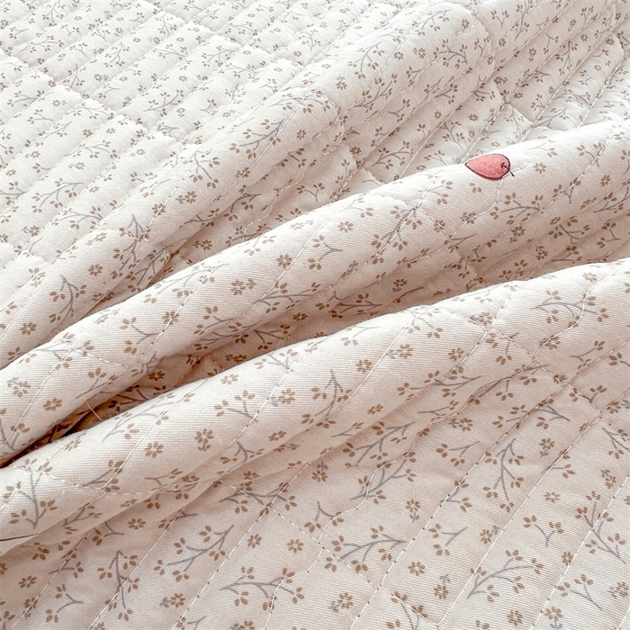 91家纺网 家纺一手货源 找家纺 恒爱 2025新款全棉印花单床盖 公主兔-浅咖