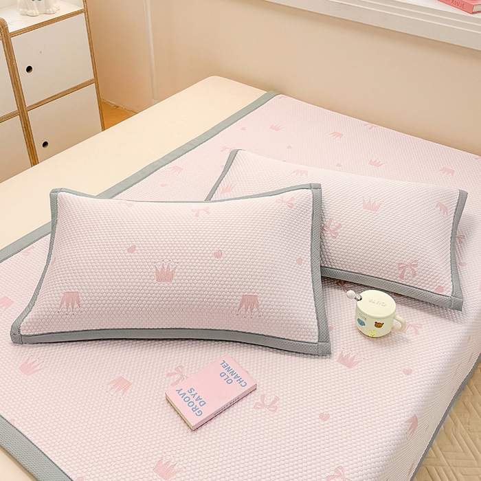 91家纺网 家纺一手货源 找家纺 金盛纺 2025新款冰豆豆单枕套 皇冠-粉