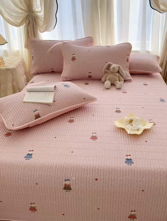 91家纺网 家纺一手货源 找家纺 恒爱 2025新款全棉印花单床盖 公主兔-豆沙