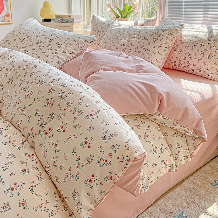 91家纺网 家纺一手货源 找家纺 2025新款水洗云朵糯糯棉简约风ins风小碎花被套床单款床笠款三四件套 忘忧草