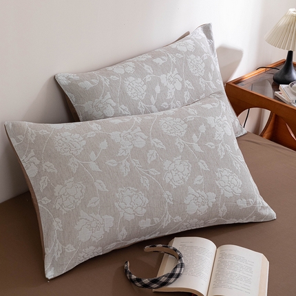 91家纺网 家纺一手货源 找家纺 倾慕 2025新款A类全棉多层纱玫瑰单枕套 卡其玫瑰