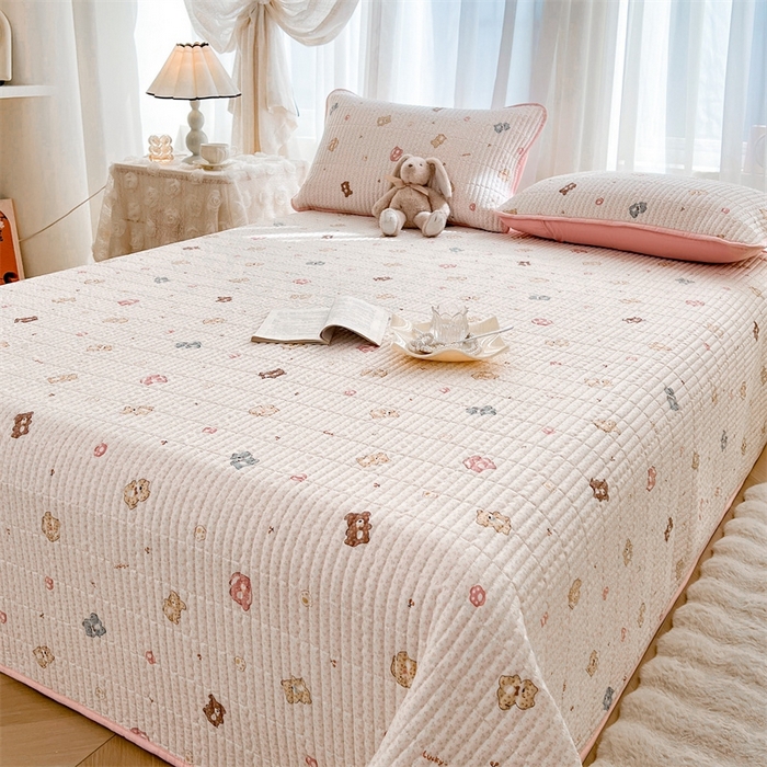 91家纺网 家纺一手货源 找家纺 恒爱 2025新款全棉印花单床盖 五彩熊