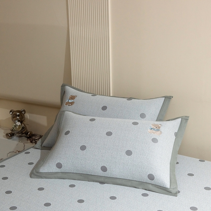 91家纺网 家纺一手货源 找家纺 席世家  2025新款绣花凉感床笠（控价198 218） 格子熊猫