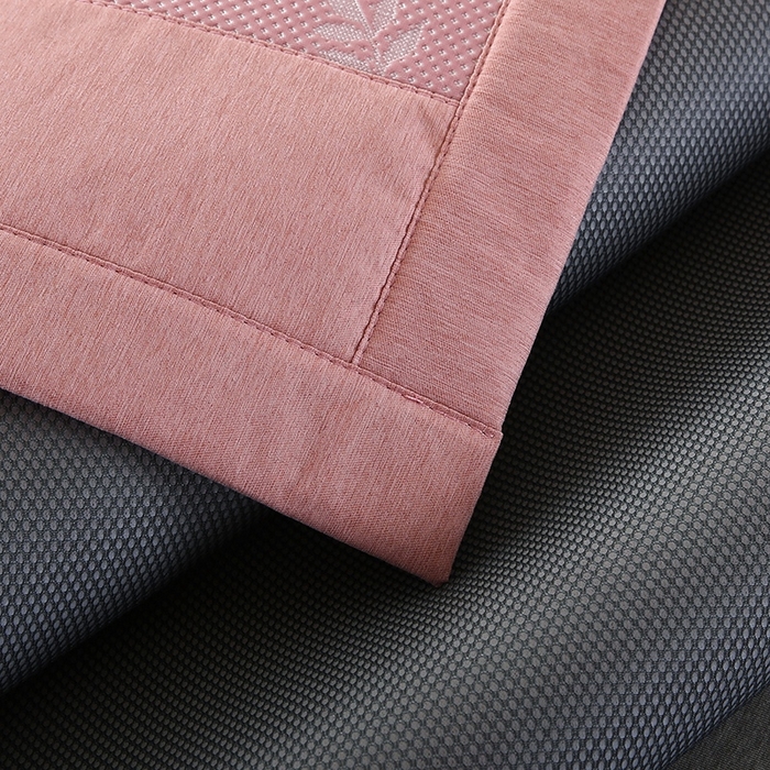 91家纺网 家纺一手货源 找家纺 法莱妮 2025夏季新款A类真凉感丝提花加厚三明治冰豆豆凉席-叶韵系列  叶韵-粉