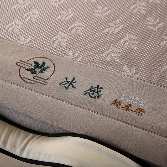 91家纺网 家纺一手货源 找家纺 法莱妮 2025夏季新款A类真凉感丝提花加厚三明治冰豆豆凉席-叶韵系列  叶韵-浅灰