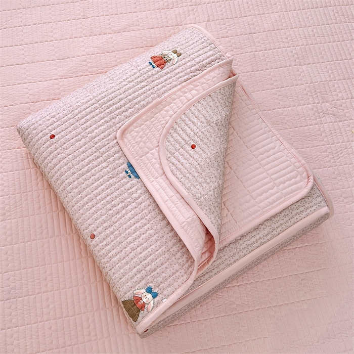 91家纺网 家纺一手货源 找家纺 恒爱 2025新款全棉印花单床盖 公主兔-豆沙