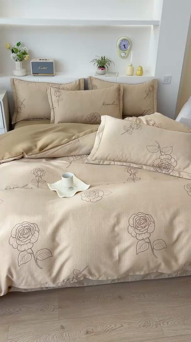 91家纺网 家纺一手货源 找家纺 优品阁 2024新款全棉磨毛四件套 法风玫瑰-咖