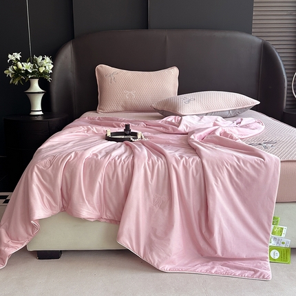 91家纺网 家纺一手货源 找家纺 网客家纺 2025新款冰豆豆蝴蝶结绣花床笠夏被四件套系列 蝴蝶结-粉