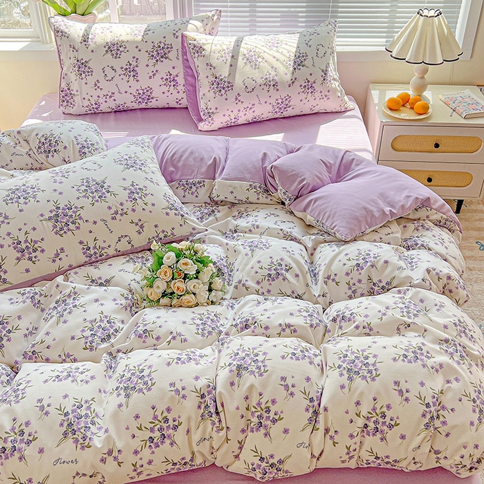 91家纺网 家纺一手货源 找家纺 2025新款水洗云朵糯糯棉简约风ins风小碎花被套床单款床笠款三四件套 薰衣草