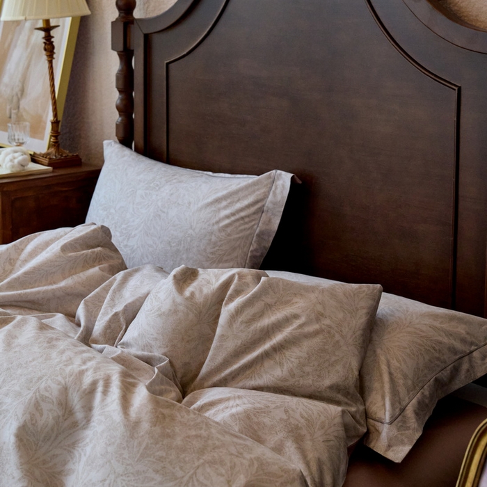 91家纺网 家纺一手货源 找家纺 由丽家纺 2025新款柔棉数码印花四件套系列 云烟-灰