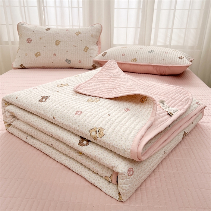 91家纺网 家纺一手货源 找家纺 恒爱 2025新款全棉印花单床盖 五彩熊