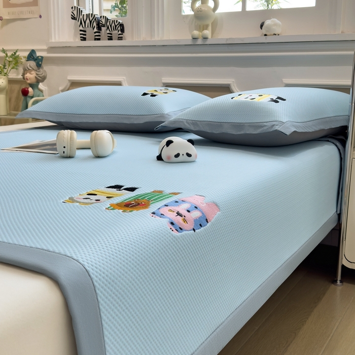 91家纺网 家纺一手货源 找家纺 席世家2025新款满天星绣花豆豆席 凉喵喵