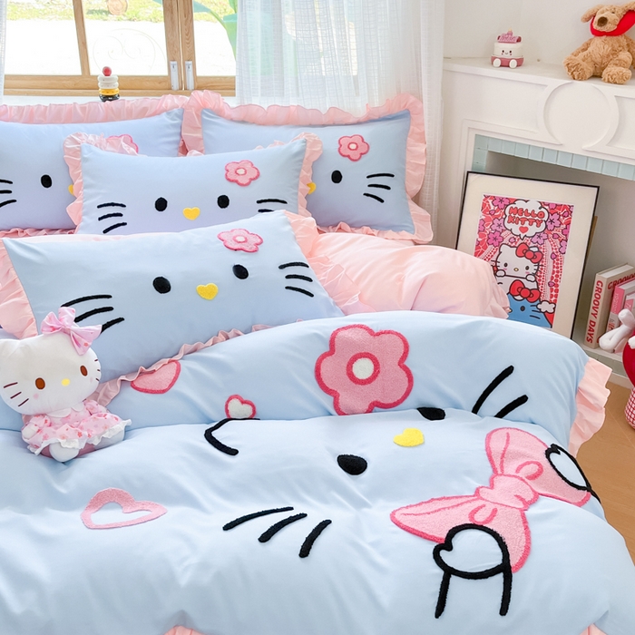 91家纺网 家纺一手货源 找家纺 泉欣家纺 2025新款网红可爱卡通公主风毛巾绣花水洗棉四件套（专版花型）甜甜猫咪 甜甜猫咪-蓝粉