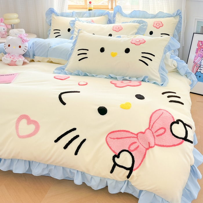 91家纺网 家纺一手货源 找家纺 泉欣家纺 2025新款网红可爱卡通公主风毛巾绣花水洗棉四件套（专版花型）甜甜猫咪 甜甜猫咪-奶黄蓝