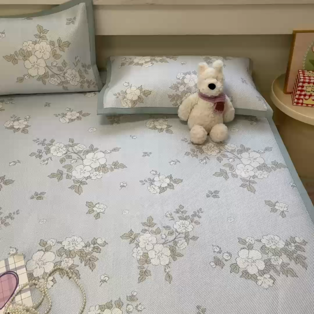 91家纺网 家纺一手货源 找家纺 慕澄家纺 2025新款小清新印花真冰藤系列凉席床席款 床席-缇蓝