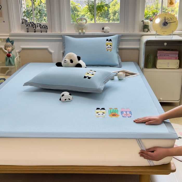 91家纺网 家纺一手货源 找家纺 席世家2025新款满天星绣花豆豆席 凉喵喵