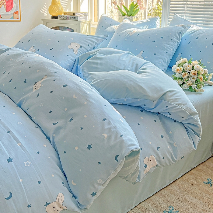 91家纺网 家纺一手货源 找家纺 2025新款水洗云朵糯糯棉简约风ins风小碎花被套床单款床笠款三四件套 星空兔