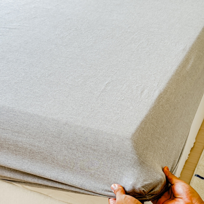 91家纺网 家纺一手货源 找家纺 2025新款全棉色织水洗棉床单床笠 青灰 床笠款