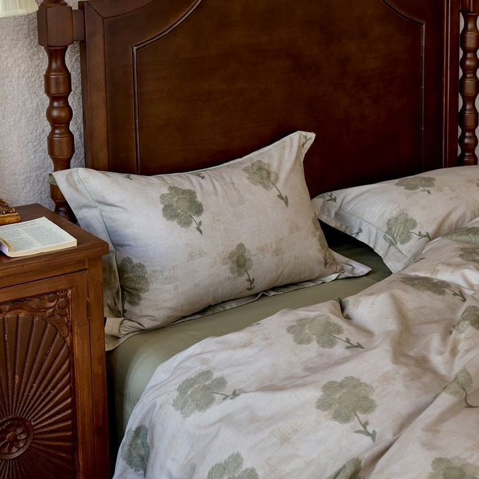 91家纺网 家纺一手货源 找家纺 由丽家纺 2025新款柔棉数码印花四件套系列 花季-绿