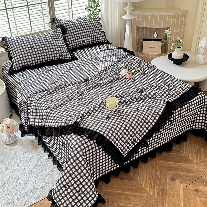 91家纺网 家纺一手货源 找家纺 大麦家纺 2025新款碳光冰丝软凉席夏被四件套 清格