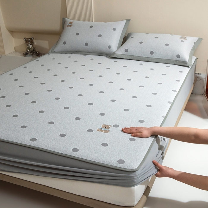 91家纺网 家纺一手货源 找家纺 席世家  2025新款绣花凉感床笠（控价198 218） 格子熊猫