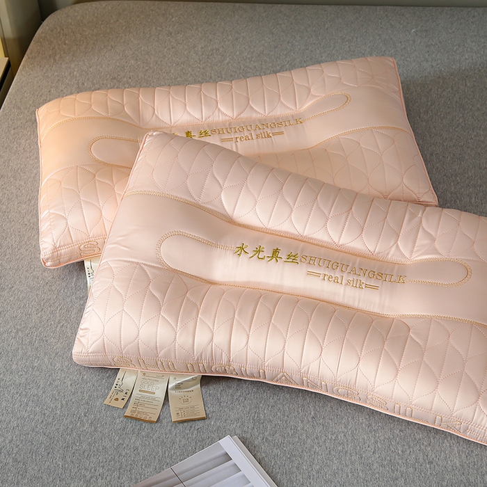 91家纺网 家纺一手货源 找家纺 爱来伊家纺 2025新款莫代尔水光真丝乳胶枕芯 莫代尔水光兰丝-粉色