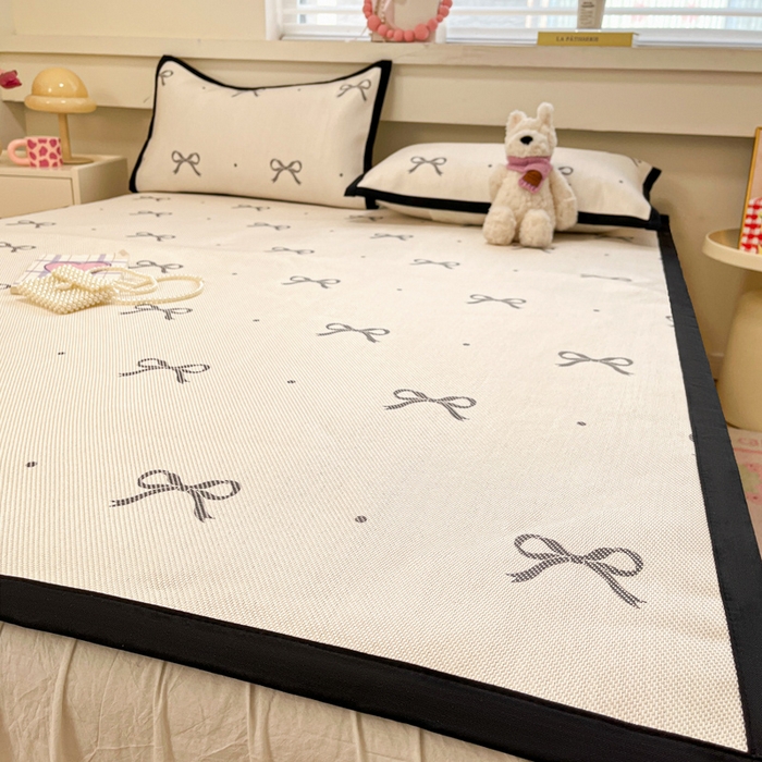 91家纺网 家纺一手货源 找家纺 慕澄家纺 2025新款小清新印花真冰藤系列凉席床席款 床席-波点蝴蝶结