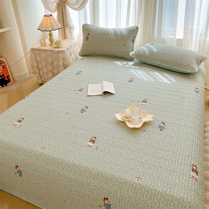 91家纺网 家纺一手货源 找家纺 恒爱 2025新款全棉印花单床盖 小女孩-水绿