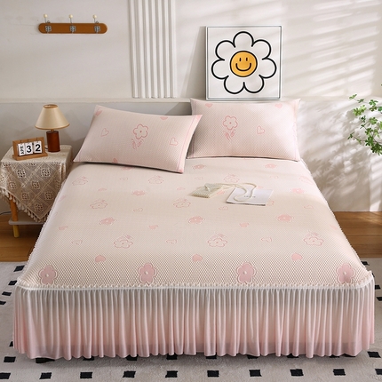 91家纺网 家纺一手货源 找家纺 （总）法莱妮2025夏季新款A类真凉感丝提花三明治冰豆豆凉席床裙三件套 