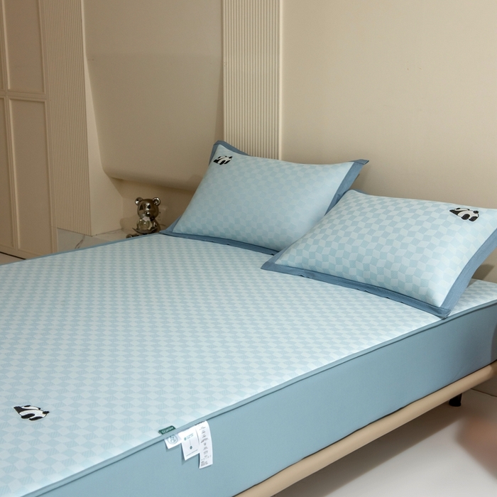 91家纺网 家纺一手货源 找家纺 席世家  2025新款绣花凉感床笠（控价198 218） 格子熊猫