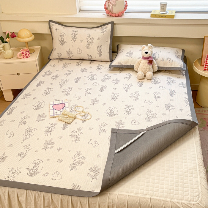 91家纺网 家纺一手货源 找家纺 慕澄家纺 2025新款小清新印花真冰藤系列凉席床席款 床席-花儿小兔