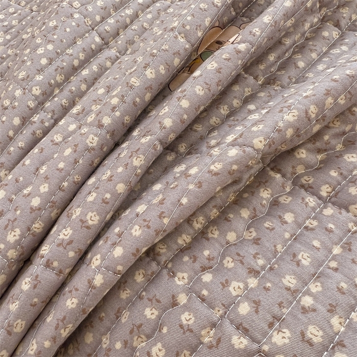 91家纺网 家纺一手货源 找家纺 恒爱 2025新款全棉印花单床盖 呆萌熊-浅咖