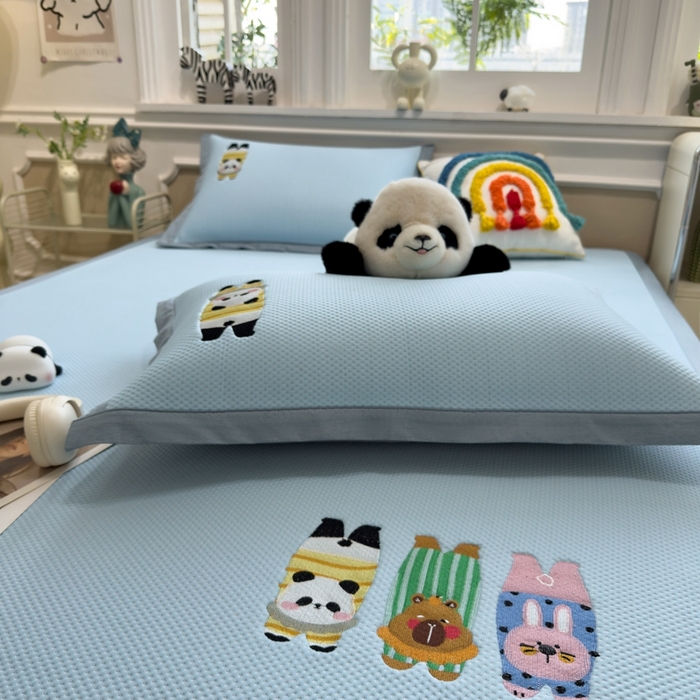 91家纺网 家纺一手货源 找家纺 席世家2025新款满天星绣花豆豆席 凉喵喵