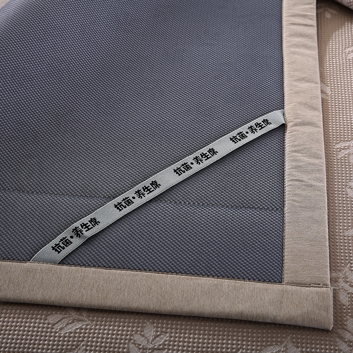 91家纺网 家纺一手货源 找家纺 法莱妮 2025夏季新款A类真凉感丝提花加厚三明治冰豆豆凉席-叶韵系列  叶韵-浅灰