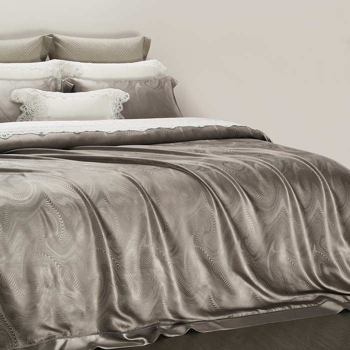 91家纺网 家纺一手货源 找家纺 赫本真丝馆（珍丝纺） 2025新款真丝提花系列四件套 罗蒂娅