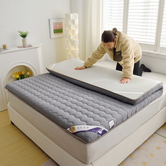 91家纺网 家纺一手货源 找家纺 苏赫床垫 2025新款A类针织提花床垫 波浪-灰