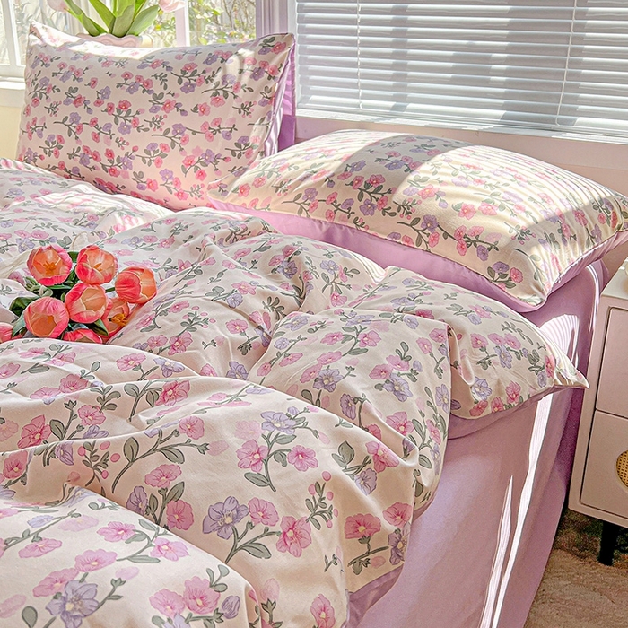 91家纺网 家纺一手货源 找家纺 2025新款水洗云朵糯糯棉简约风ins风小碎花被套床单款床笠款三四件套 花开满树