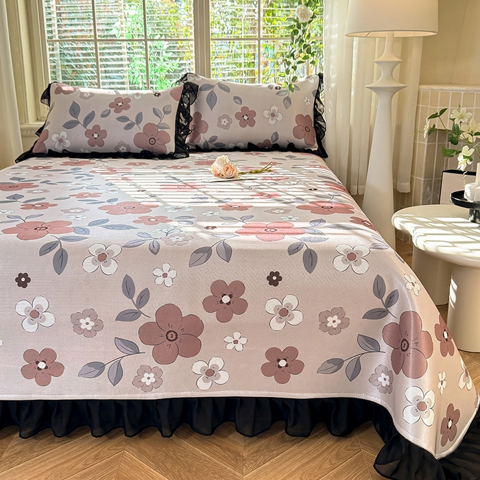 91家纺网 家纺一手货源 找家纺 大麦家纺 2025新款碳光冰丝软凉席夏被四件套 美姬