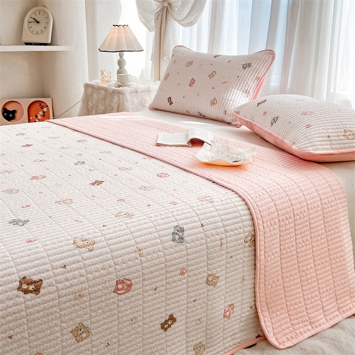 91家纺网 家纺一手货源 找家纺 恒爱 2025新款全棉印花单床盖 五彩熊