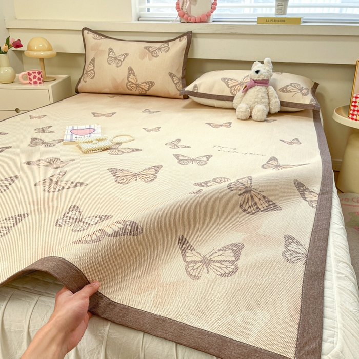 91家纺网 家纺一手货源 找家纺 慕澄家纺 2025新款小清新印花真冰藤系列凉席床席款 床席-翩翩蝴蝶